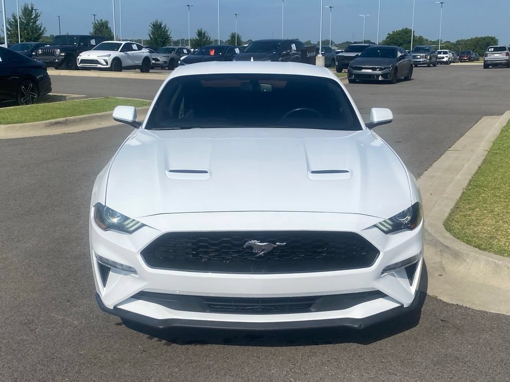 Used 2020 Ford Mustang Coupe RWD image 2