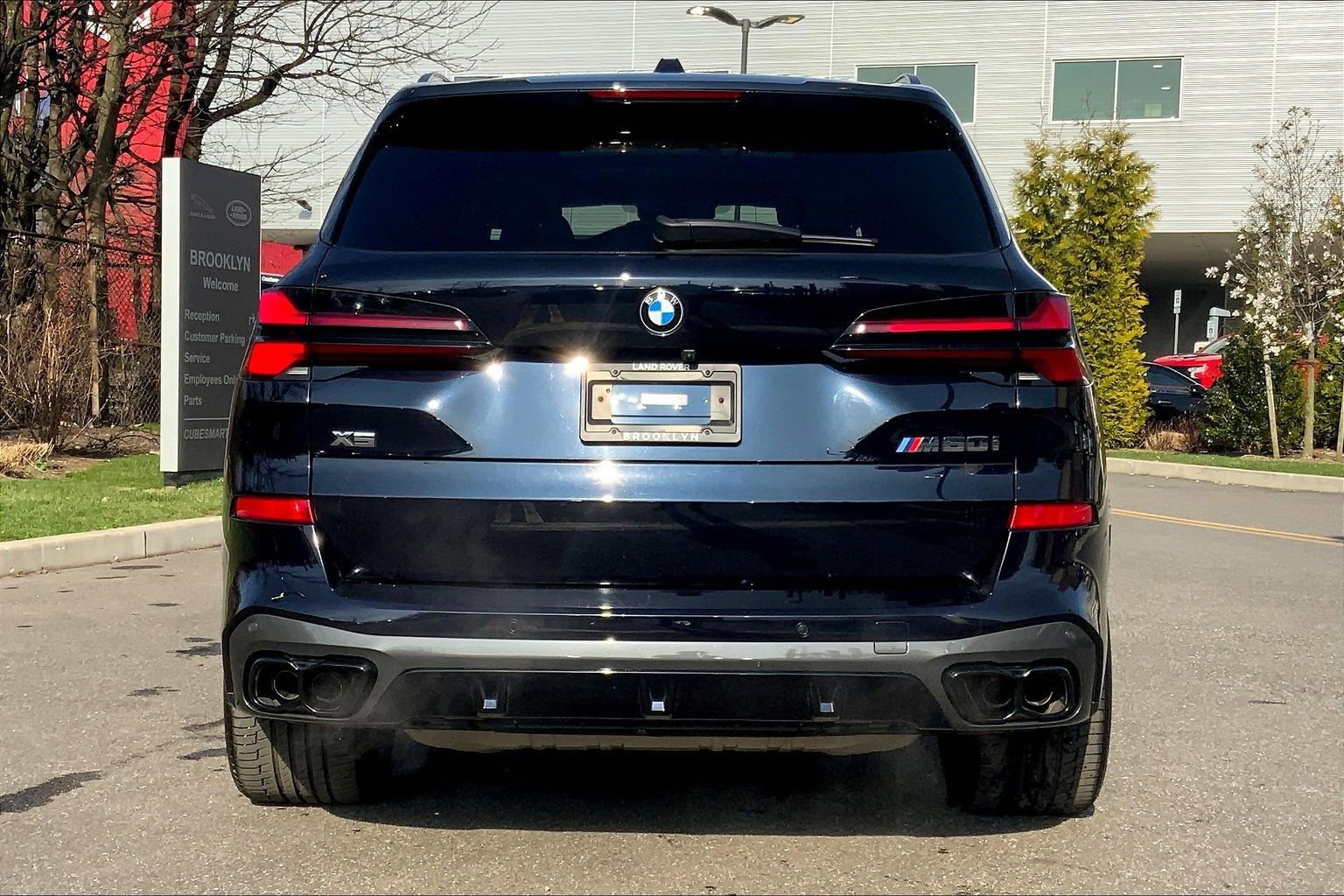 Used 2024 BMW X5 M60i image 4