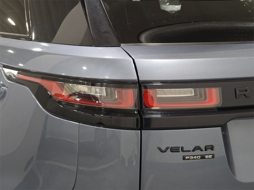 Used 2019 Land Rover Range Rover Velar R-Dynamic SE image 32