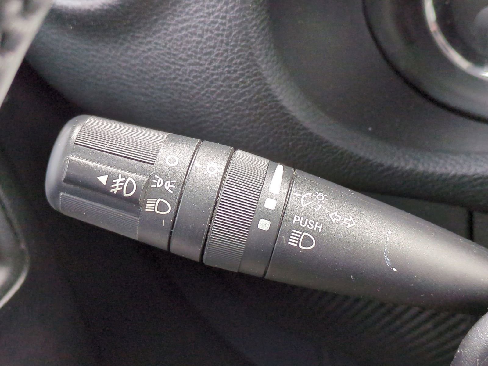 Used 2017 Jeep Wrangler Unlimited Willys image 33