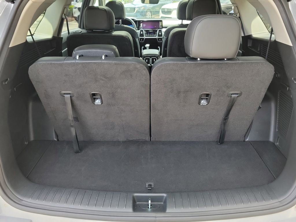 Used 2023 Kia Sorento SX image 7