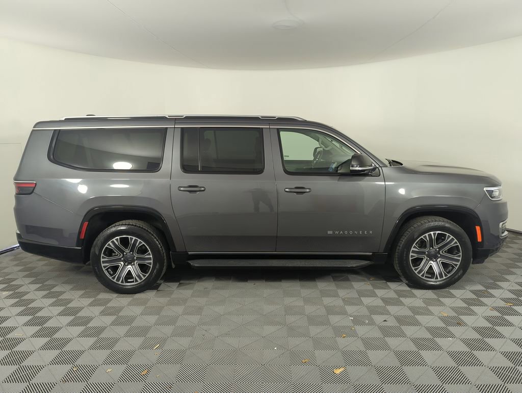 Used 2024 Jeep Wagoneer L Series II image 4
