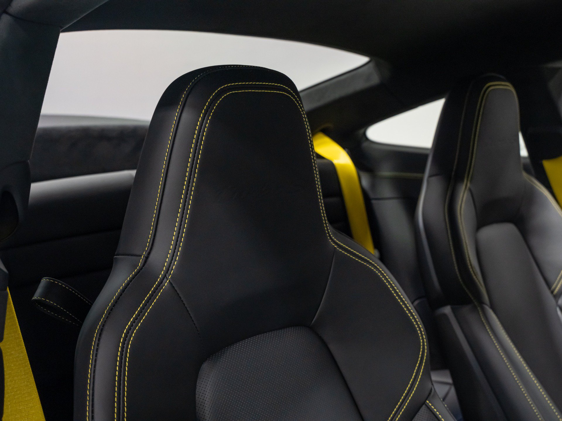 Used 2025 Porsche 911 Turbo S AWD/4WD image 72