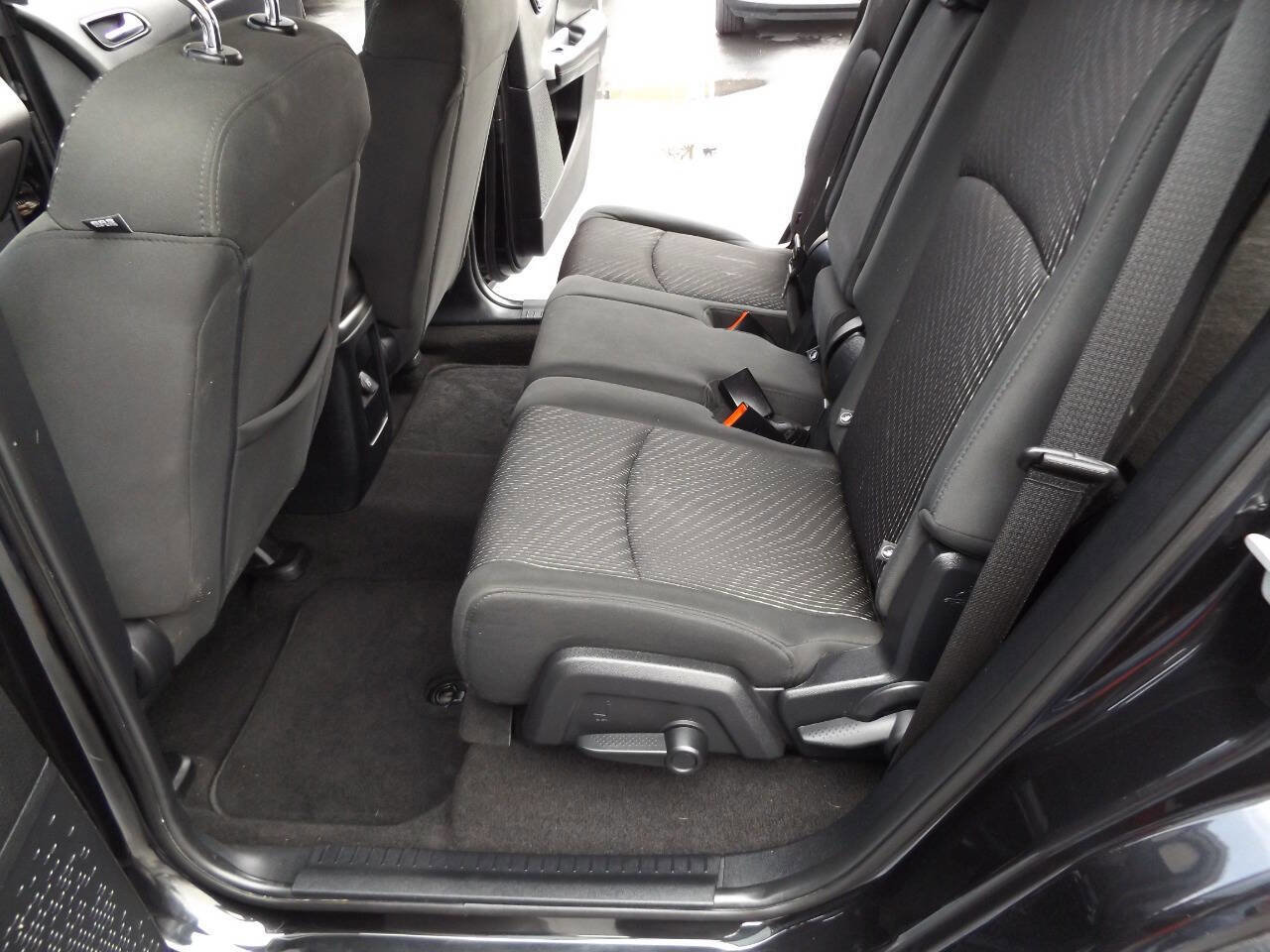 Used 2012 Dodge Journey SXT image 16