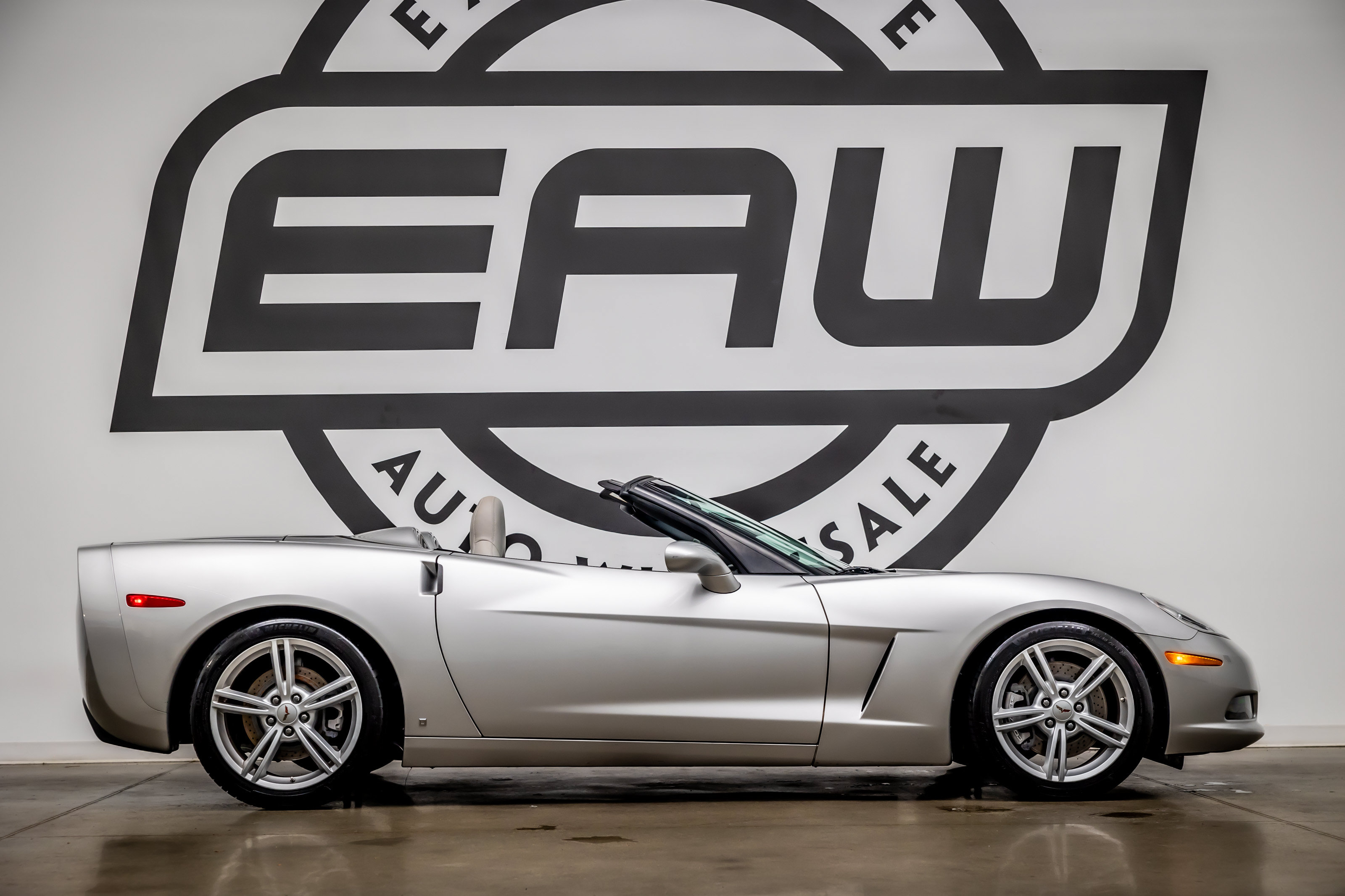 Used 2008 Chevrolet Corvette Convertible w/ Preferred Equipment Group RWD image 8