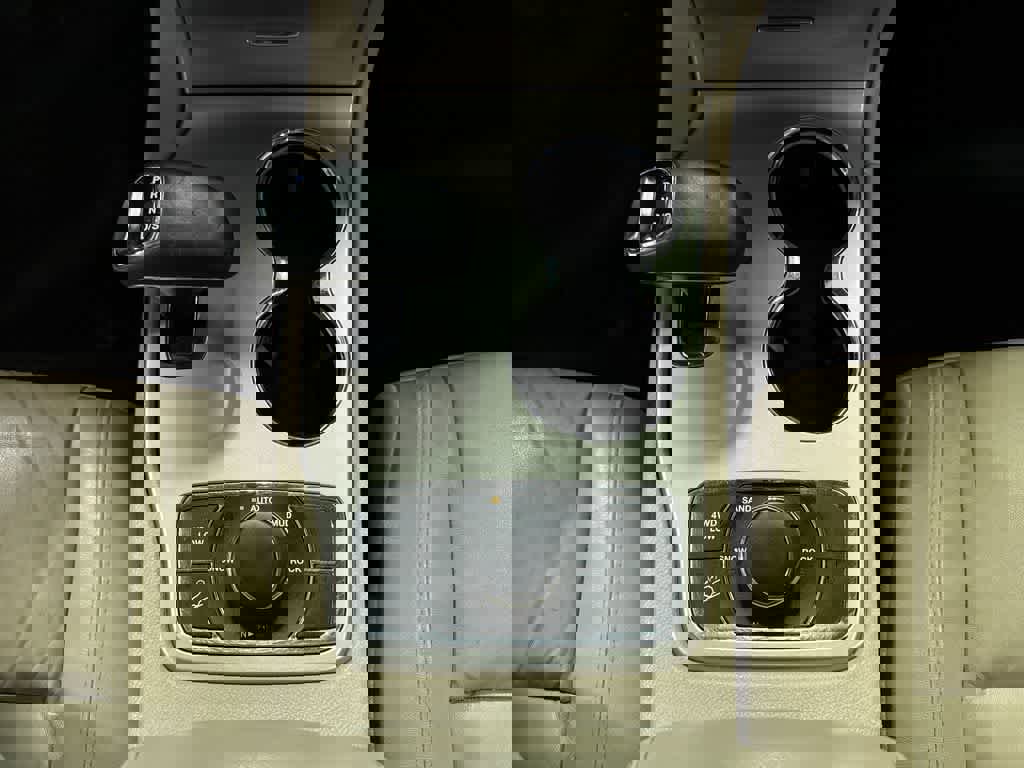 Used 2015 Jeep Grand Cherokee Limited image 35