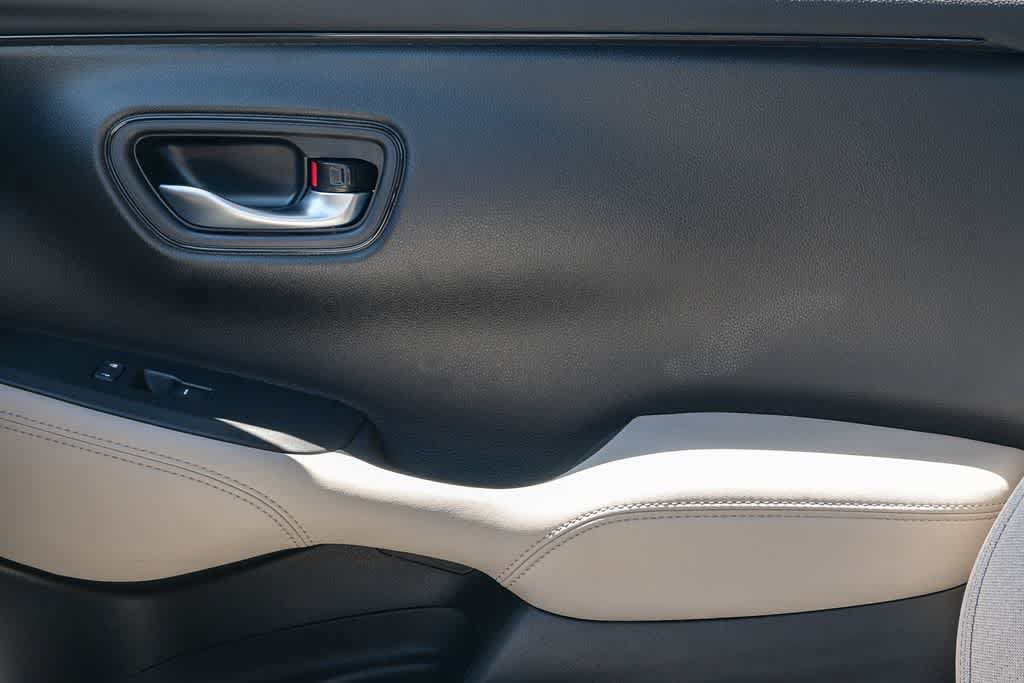 New 2027 Honda HR-V LX image 25