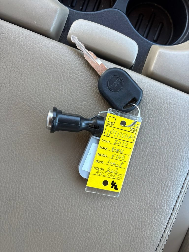 Used 2010 Ford F150 Lariat AWD/4WD image 12