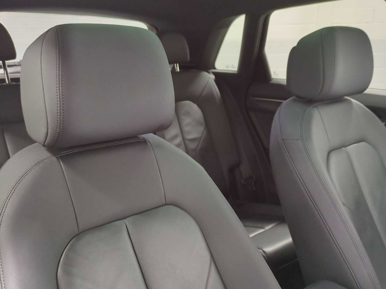 Used 2023 Audi Q3 2.0T Premium w/ Convenience Package image 20