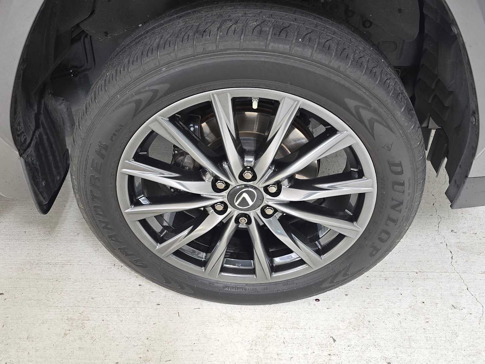 Used 2023 Lexus LX 600 F Sport w/ Accessory Package (Z1) AWD/4WD image 9