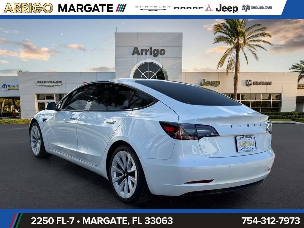 Used 2021 Tesla Model 3 Standard Range Plus RWD image 5