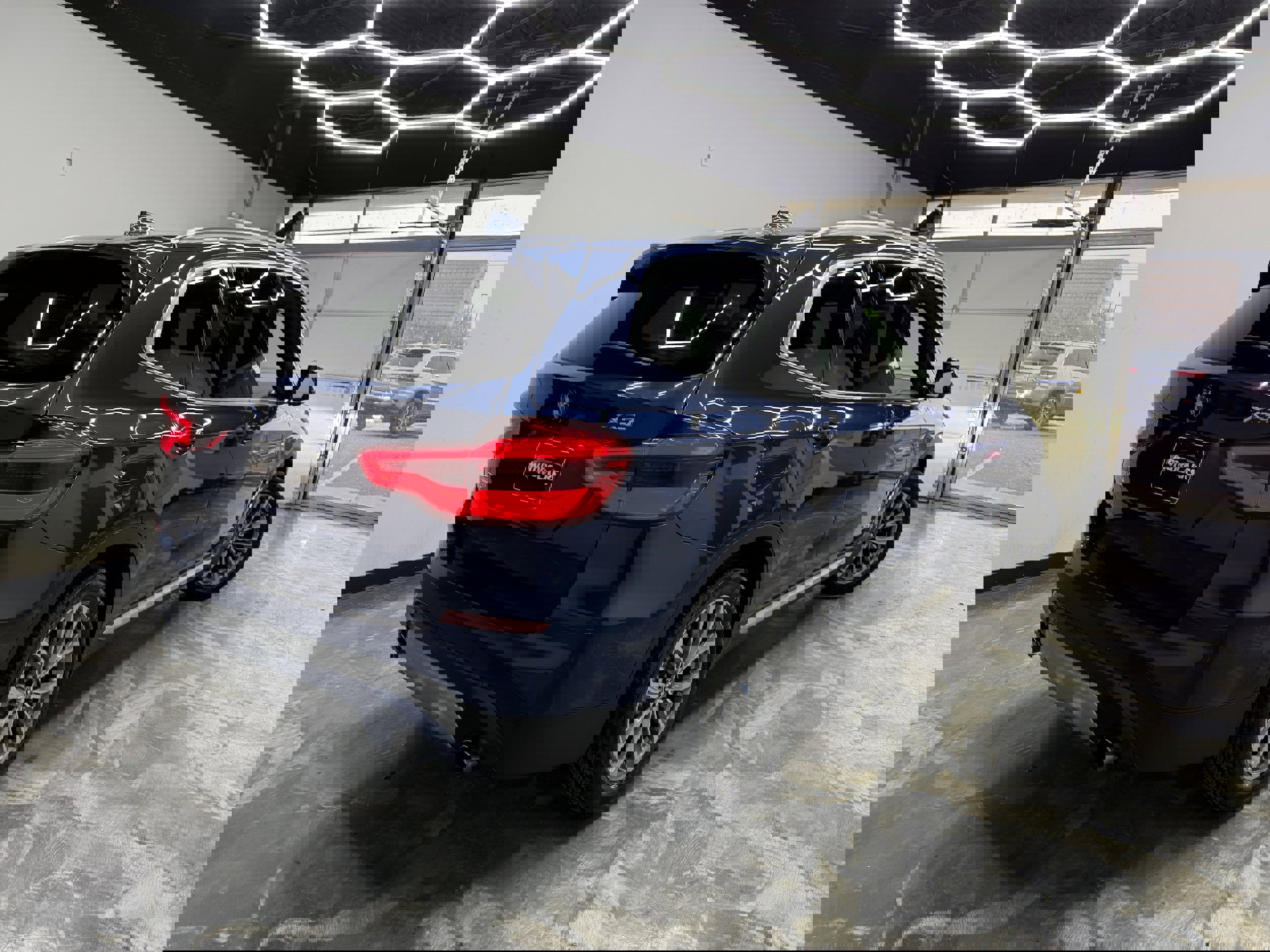 Used 2018 BMW X3 xDrive30i image 5