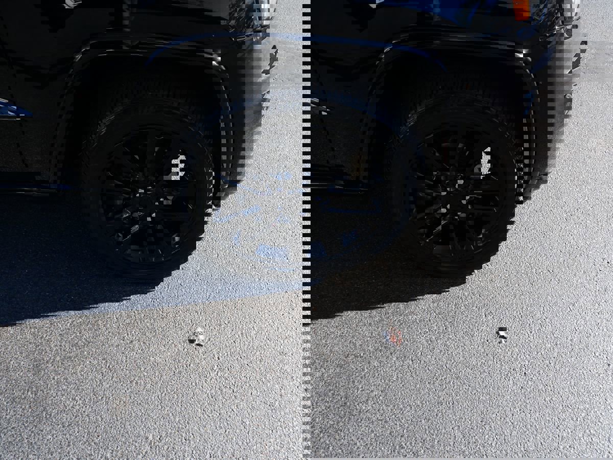 Used 2020 Jeep Grand Cherokee Altitude image 30