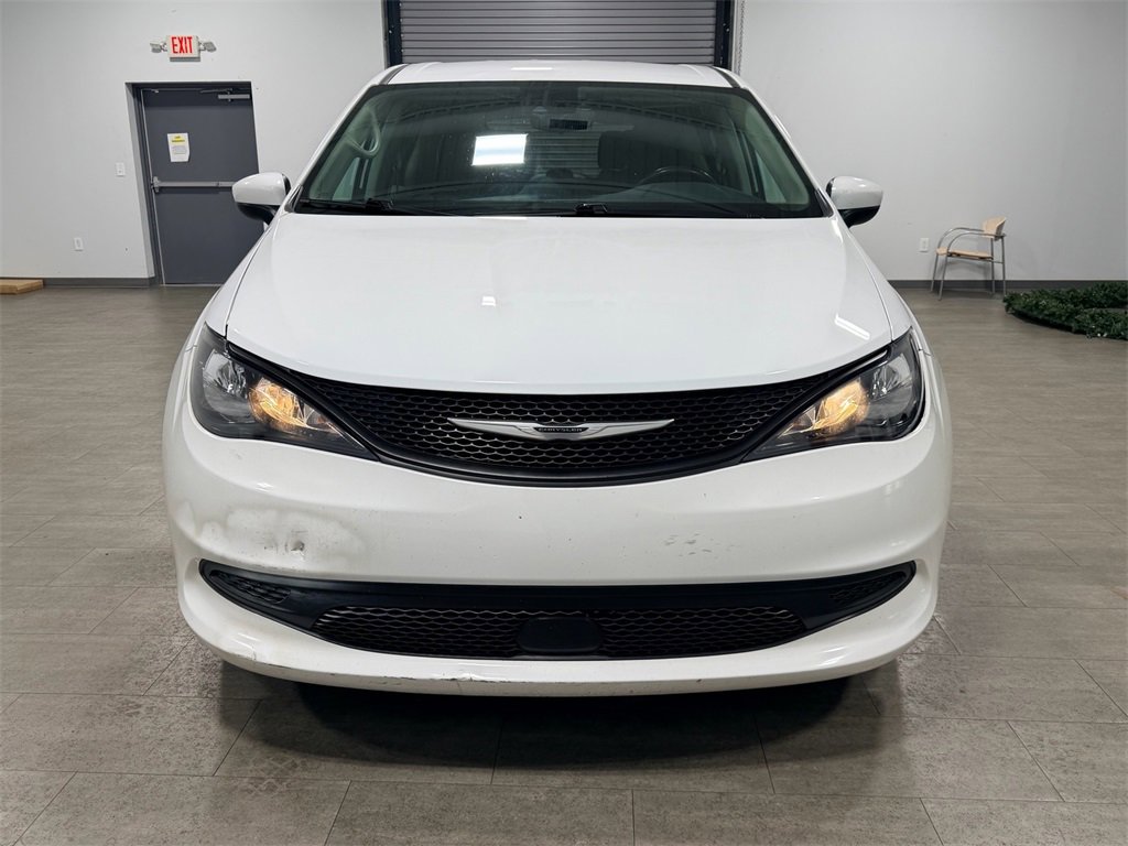 Used 2023 Chrysler Voyager LX w/ Fleet Security Group image 9