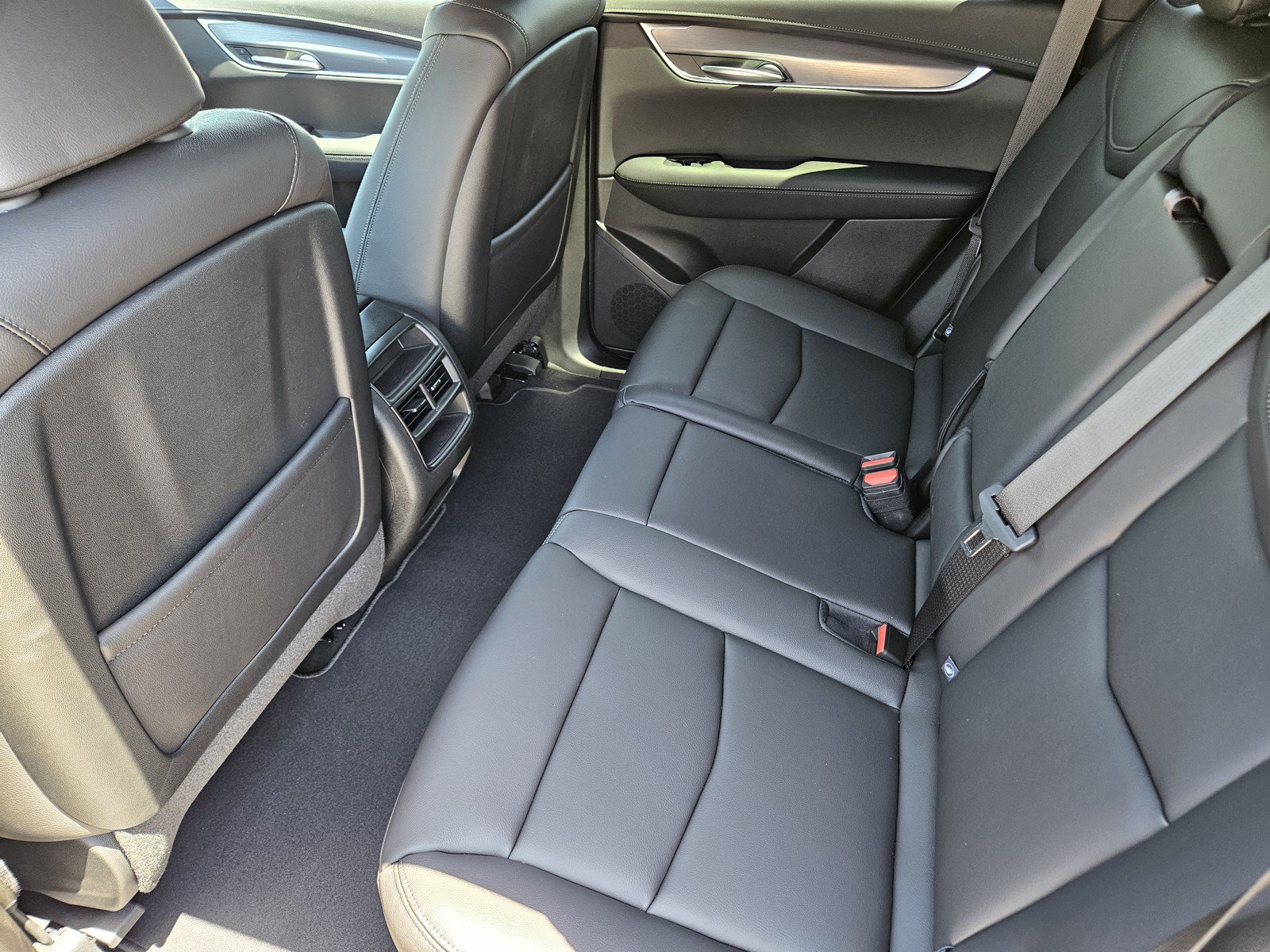 New 2026 Cadillac XT5 Luxury FWD image 19