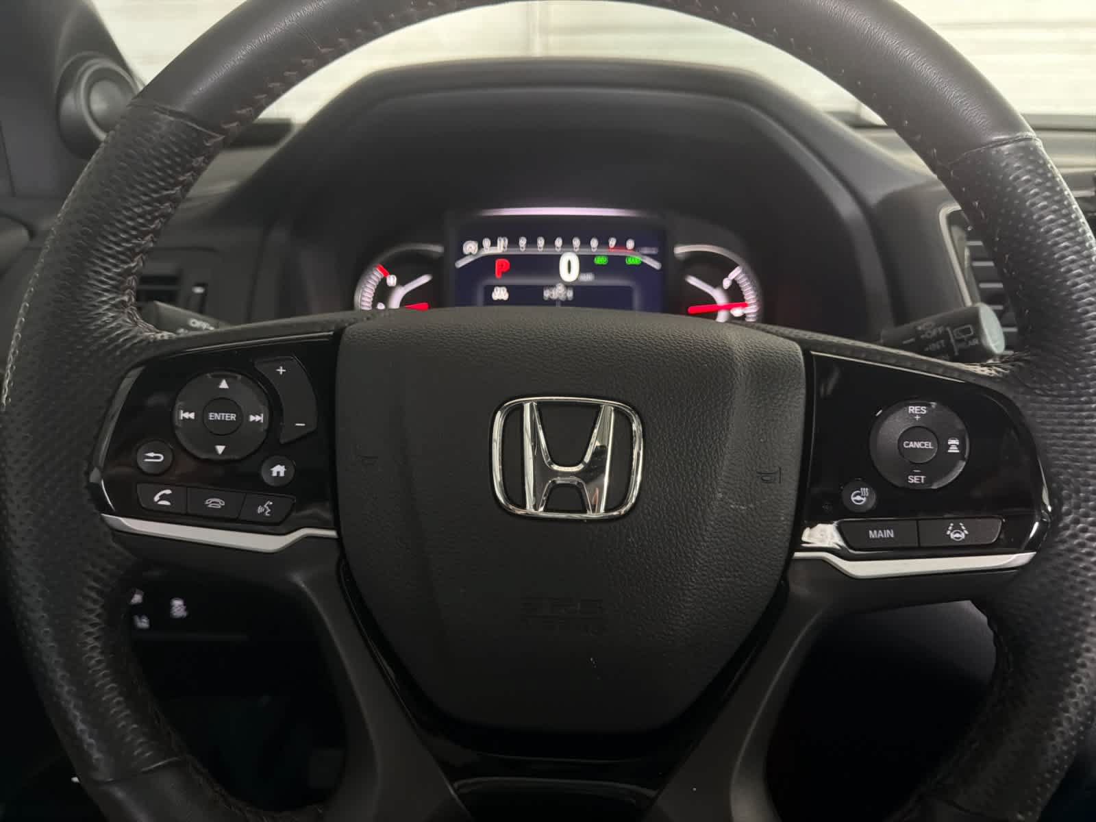 Used 2025 Honda Passport Black Edition image 25