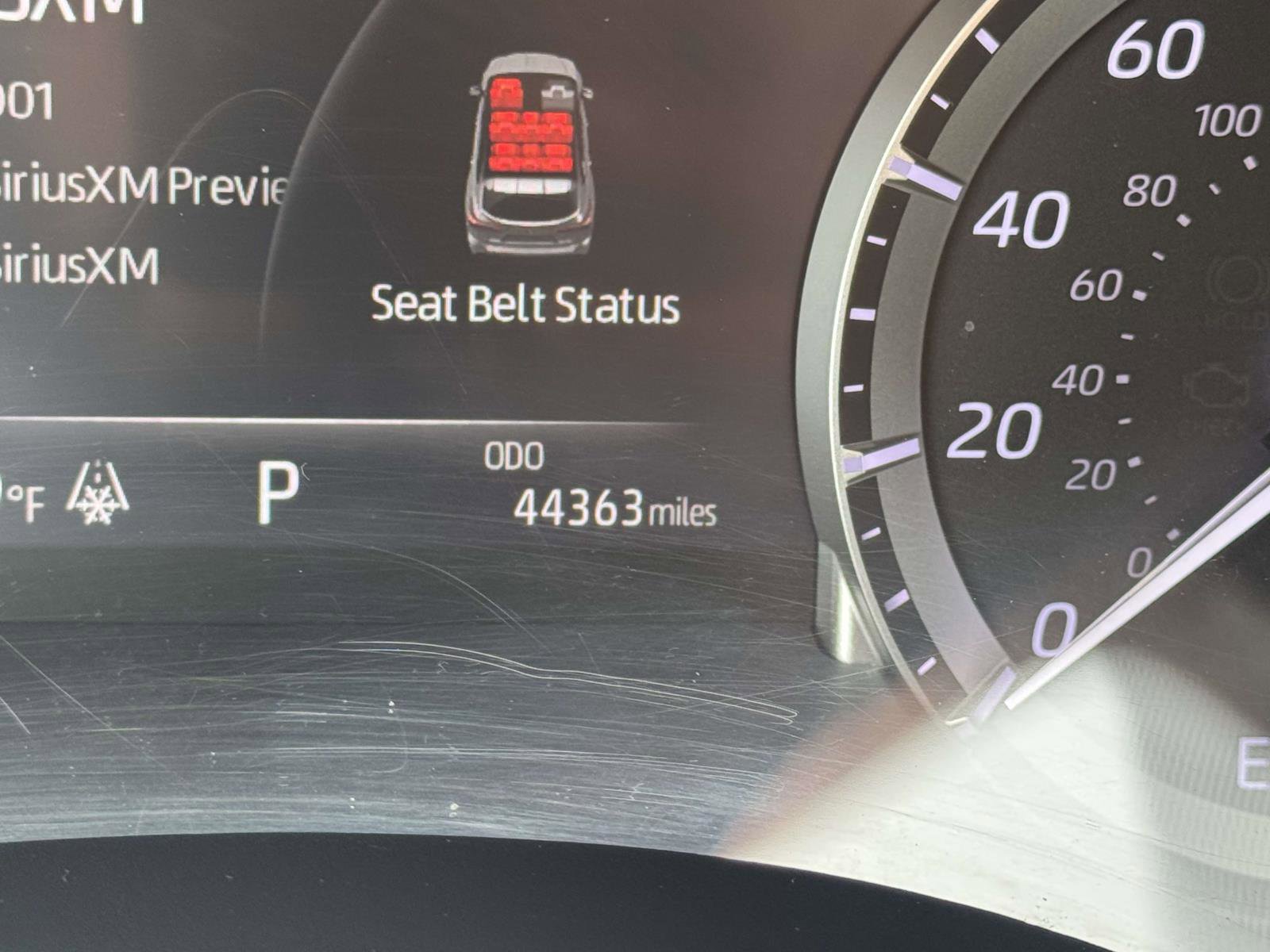 Used 2022 Toyota Highlander XLE AWD/4WD image 28
