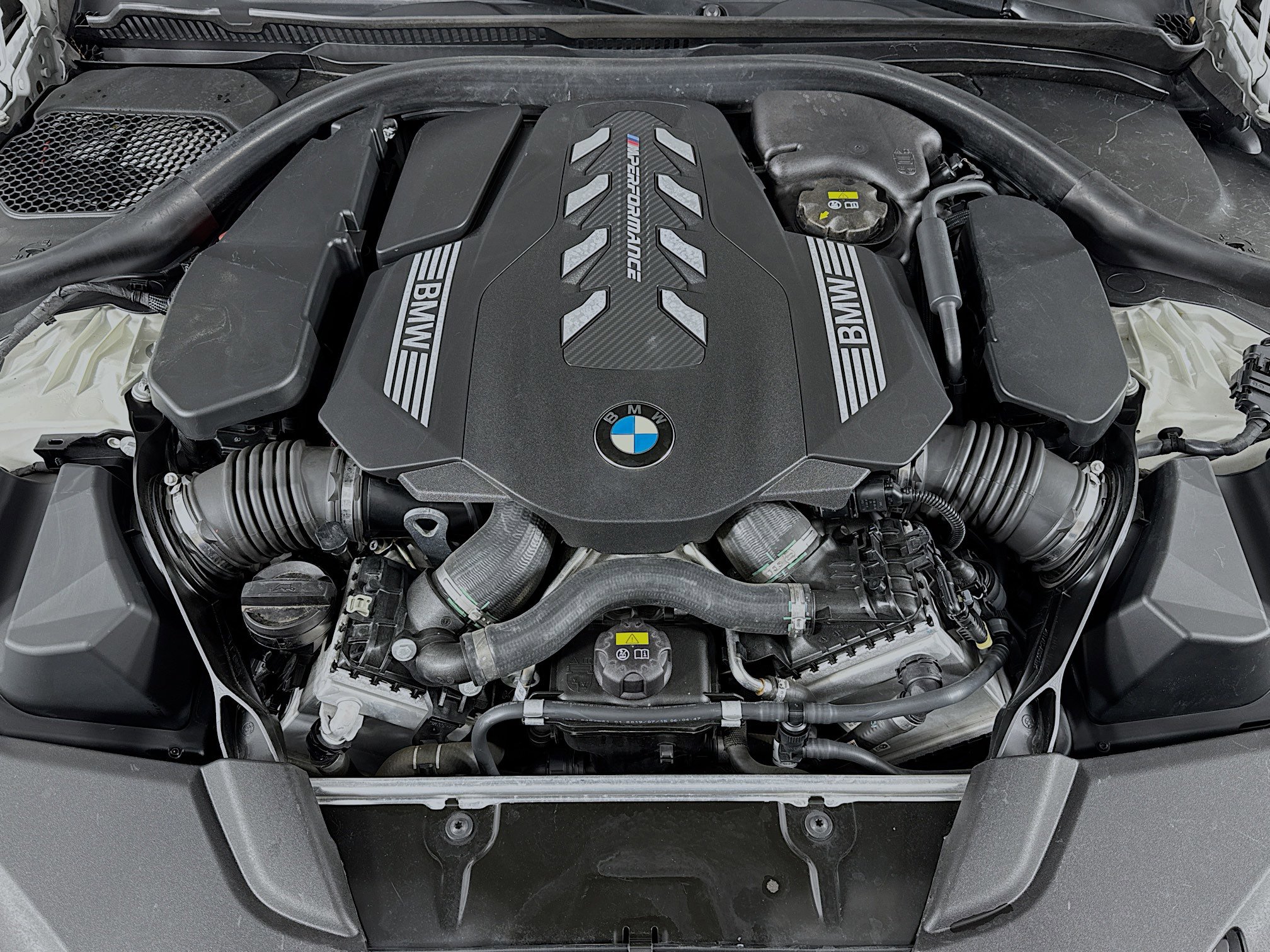 Used 2020 BMW M550i xDrive image 32