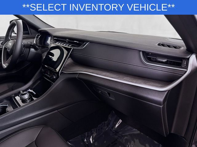 New 2025 Jeep Grand Cherokee L Limited image 31