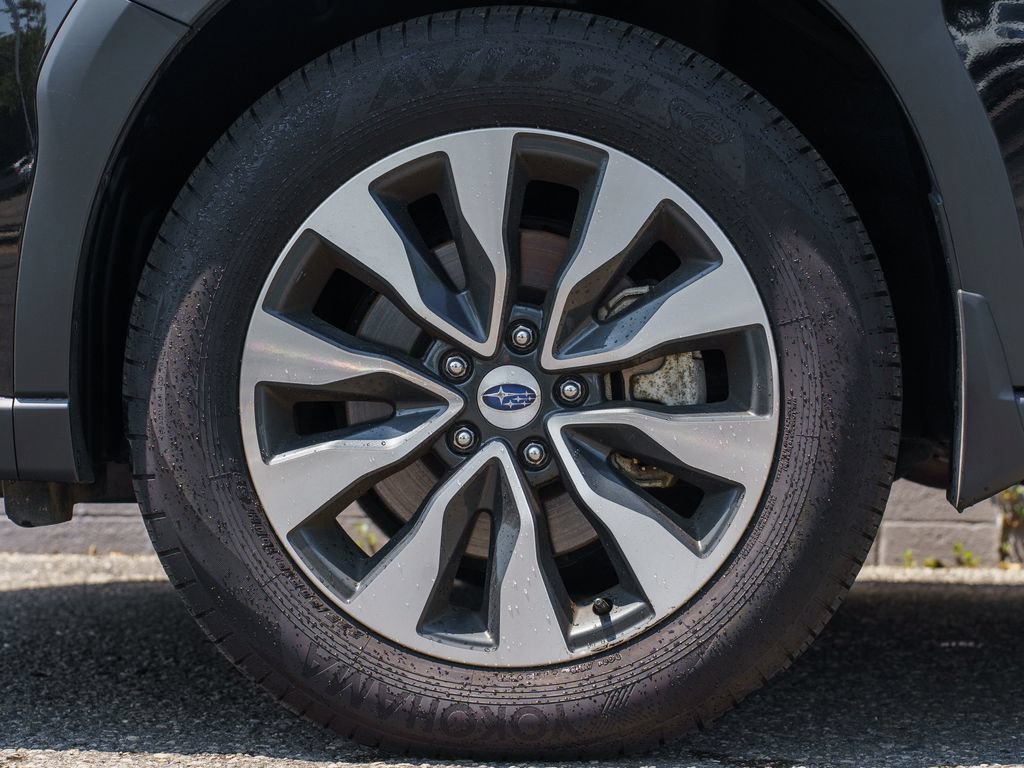 Used 2025 Subaru Outback Touring XT AWD/4WD image 12