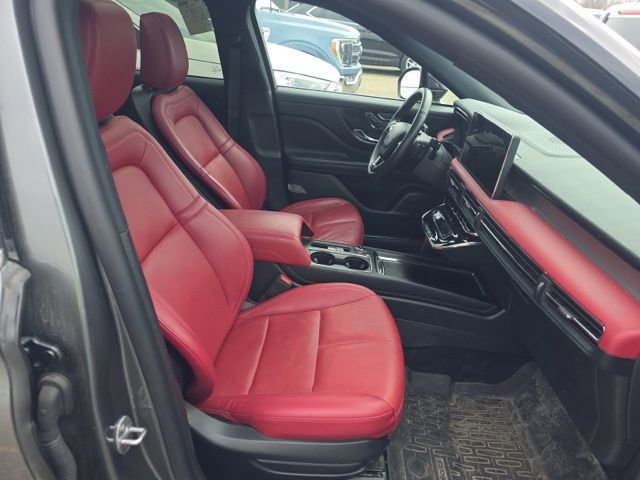 Used 2025 Lincoln Corsair Grand Touring w/ Equipment Group 301A AWD/4WD image 10