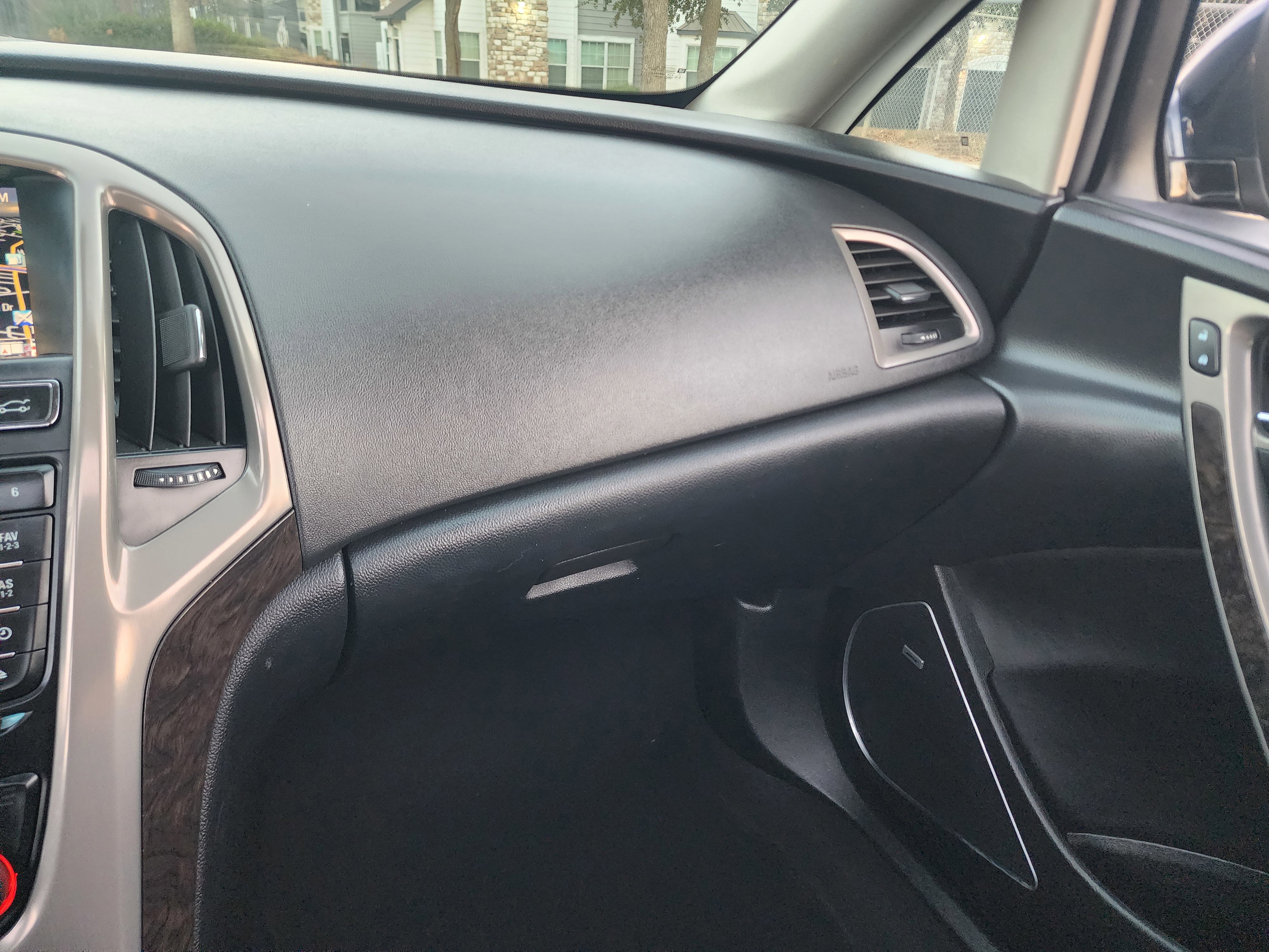 Used 2016 Buick Verano Premium w/ Driver Confidence Package image 26