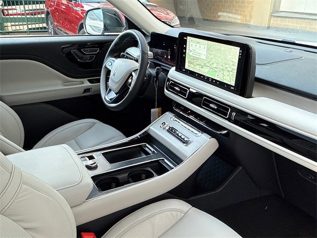 New 2026 Lincoln Aviator Reserve image 5