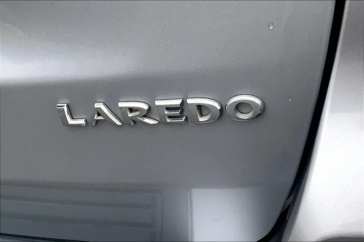 Used 2014 Jeep Grand Cherokee Laredo w/ Quick Order Package 23E RWD image 9