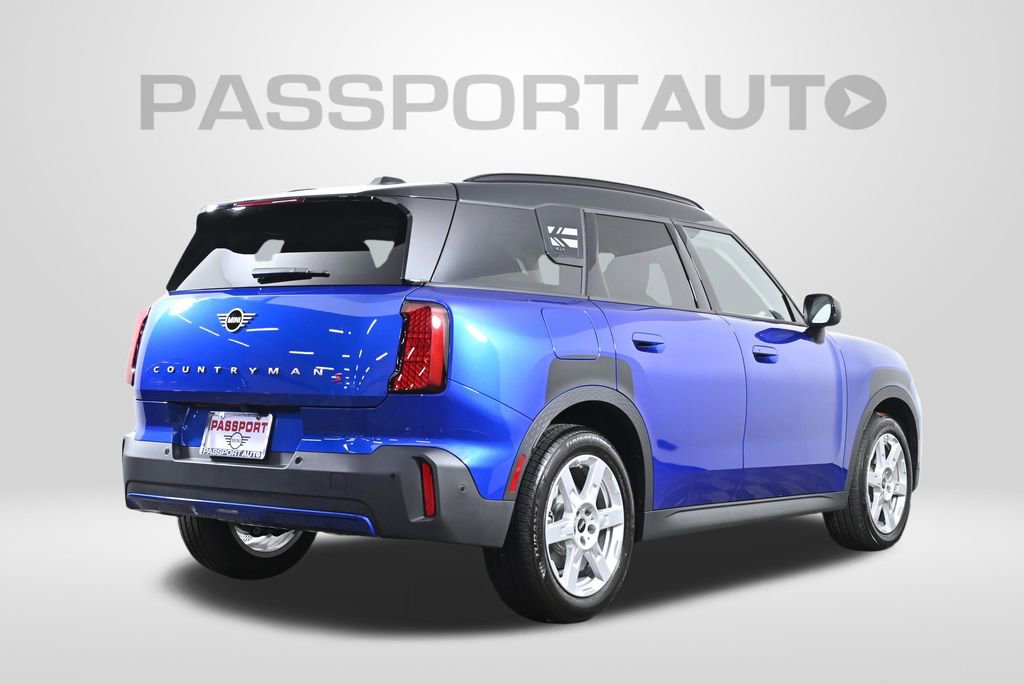 Used 2025 MINI Cooper Countryman S w/ Comfort Package Max image 9