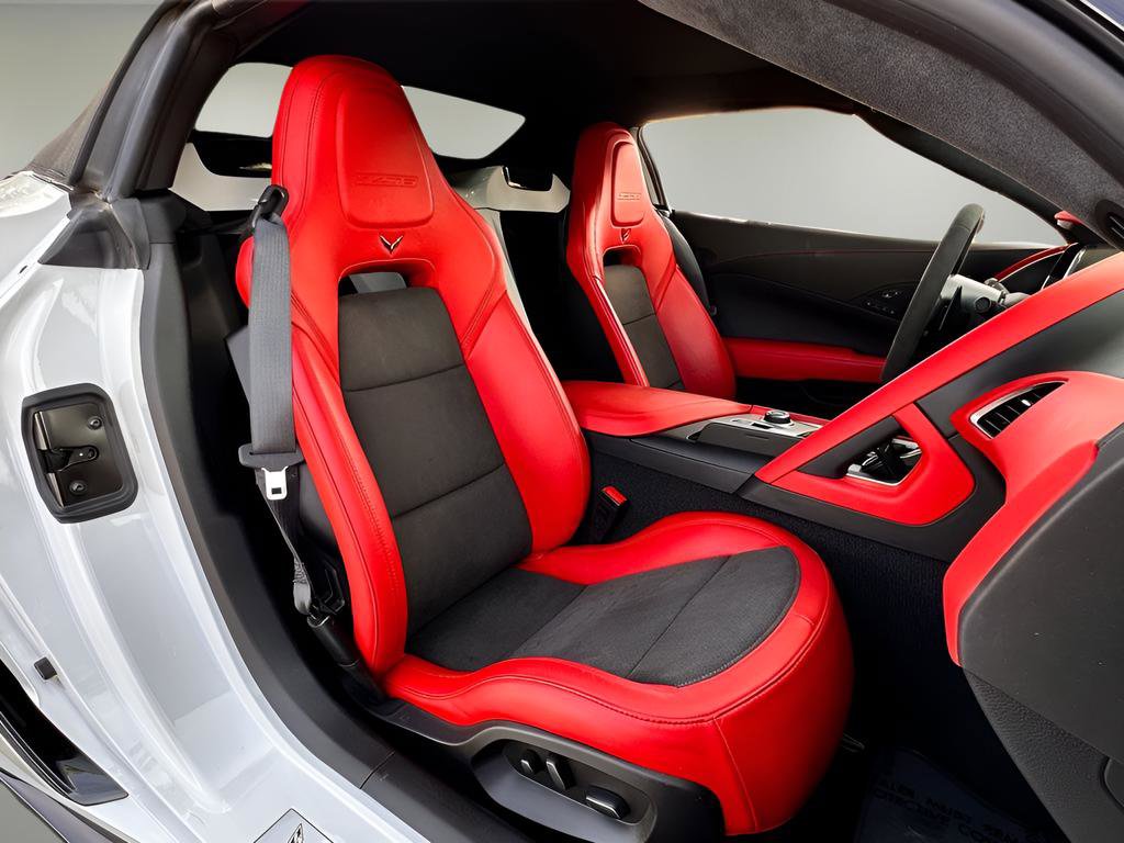 Used 2019 Chevrolet Corvette Z06 image 26
