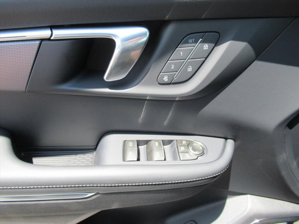New 2026 Buick Enclave Sport Touring w/ Power Package FWD image 19