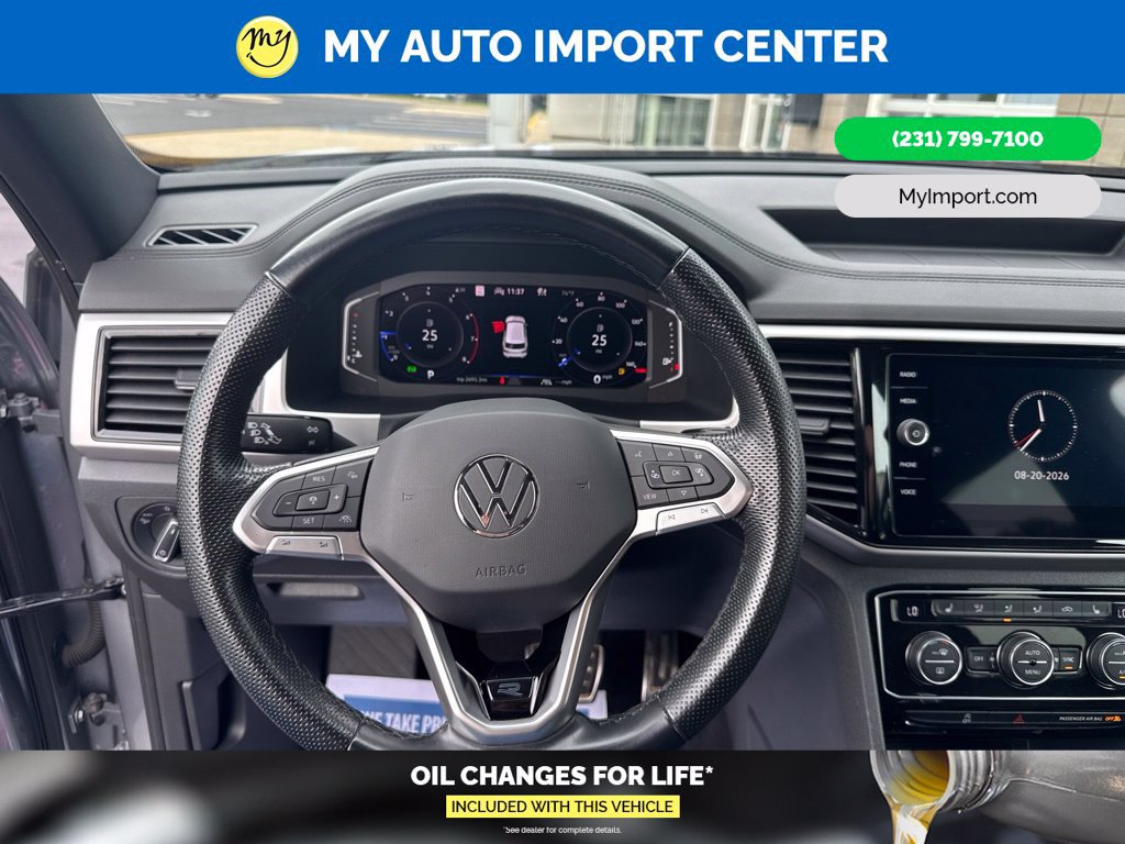 Used 2023 Volkswagen Atlas Cross Sport SEL R-Line AWD/4WD image 16
