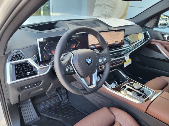 New 2026 BMW X5 sDrive40i w/ Climate Comfort Package image 11