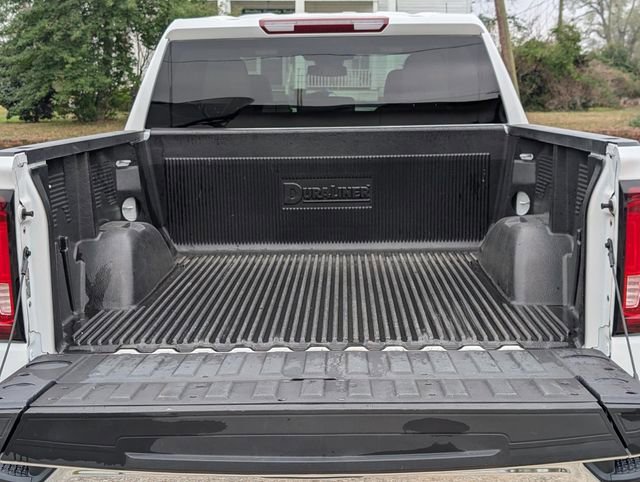 Used 2025 GMC Sierra 1500 SLT image 11