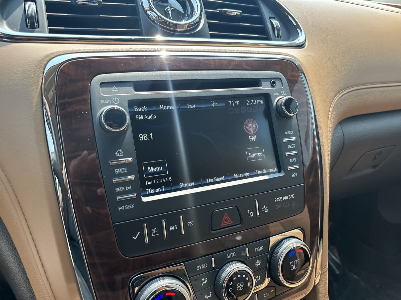 Used 2017 Buick Enclave Premium w/ Experience Buick Package AWD/4WD image 18