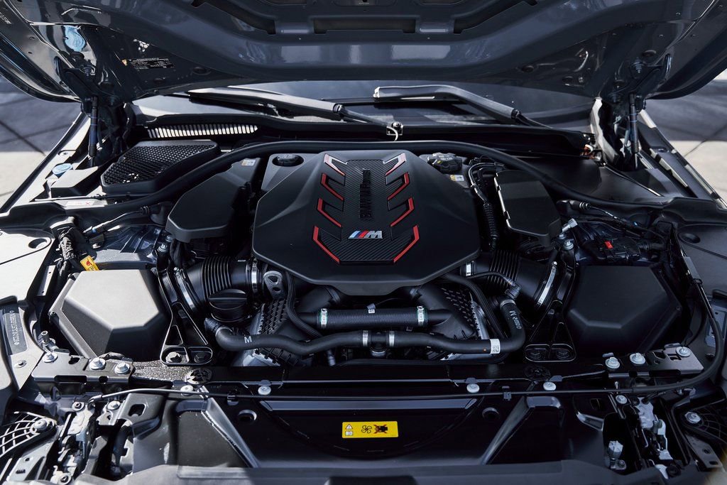 Used 2026 BMW M5 w/ Executive Package image 19