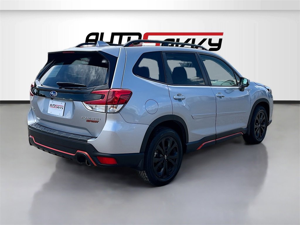 Used 2023 Subaru Forester Sport image 7