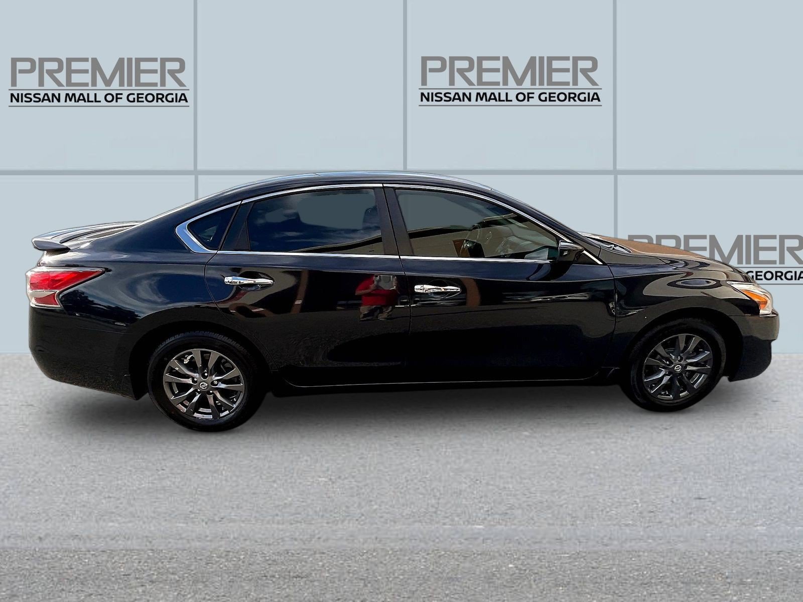 Used 2015 Nissan Altima 2.5 S w/ Special Edition Package FWD image 8