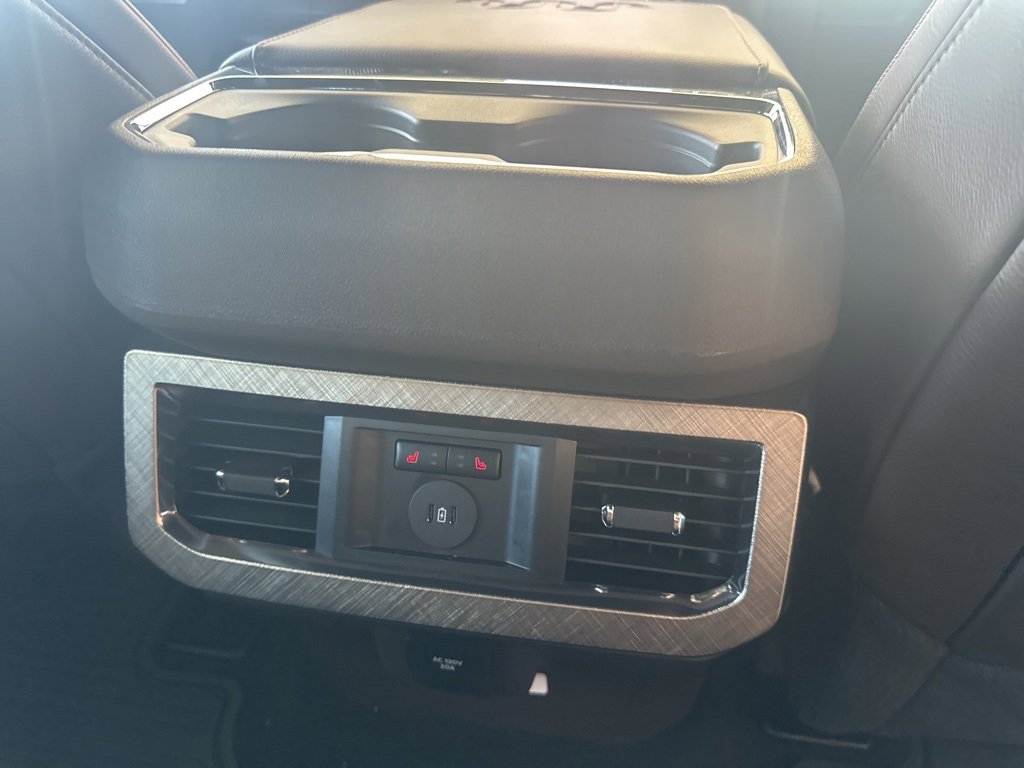 New 2025 Ford F350 King Ranch w/ Chrome Package image 21
