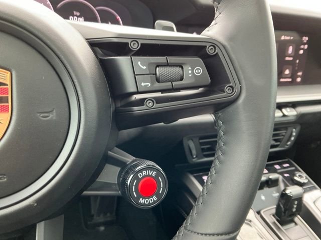 Certified 2025 Porsche 911 Carrera image 23