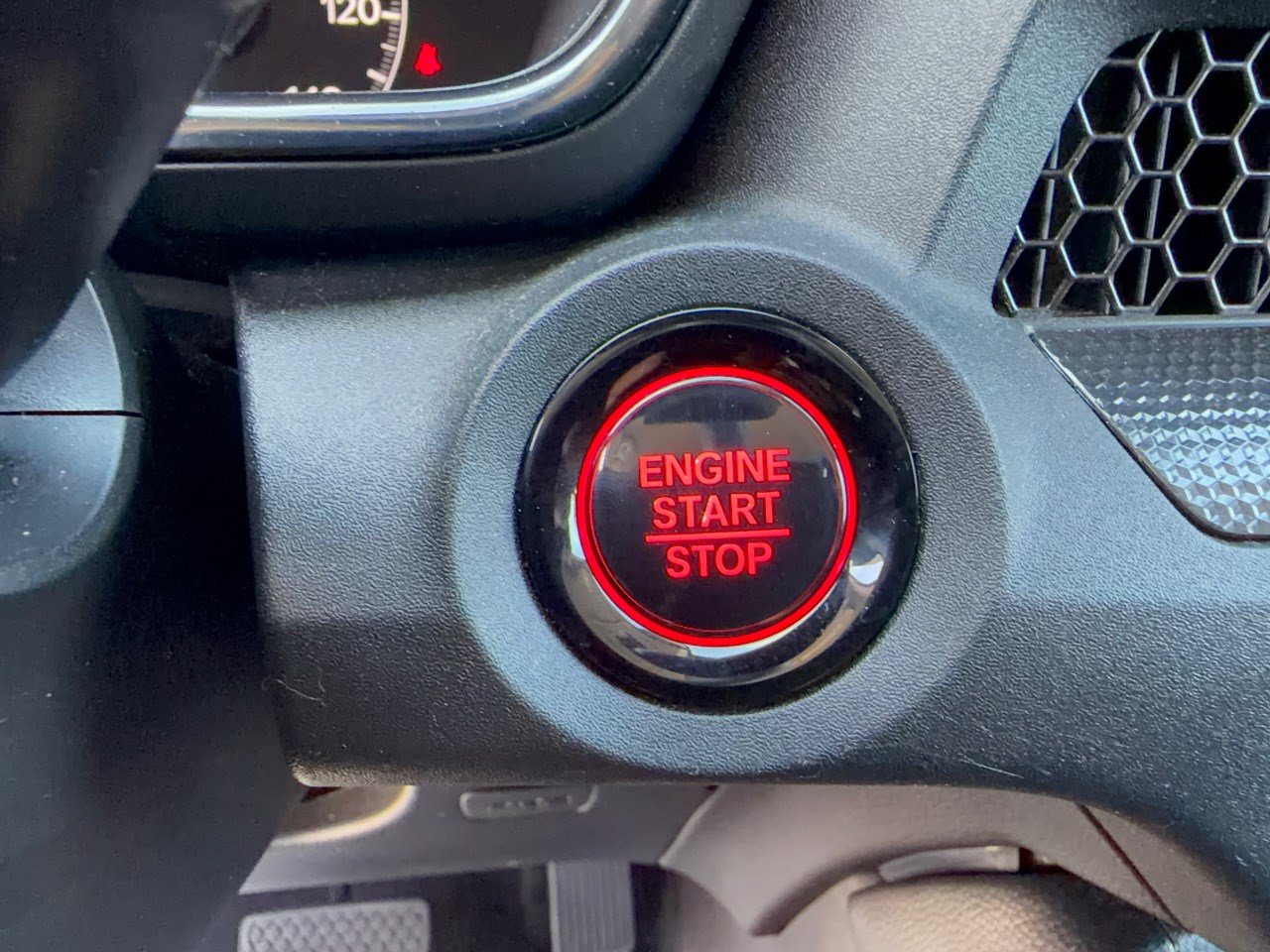 Used 2025 Honda CR-V LX image 20