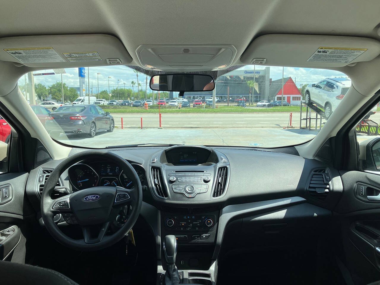 Used 2018 Ford Escape SE FWD image 22
