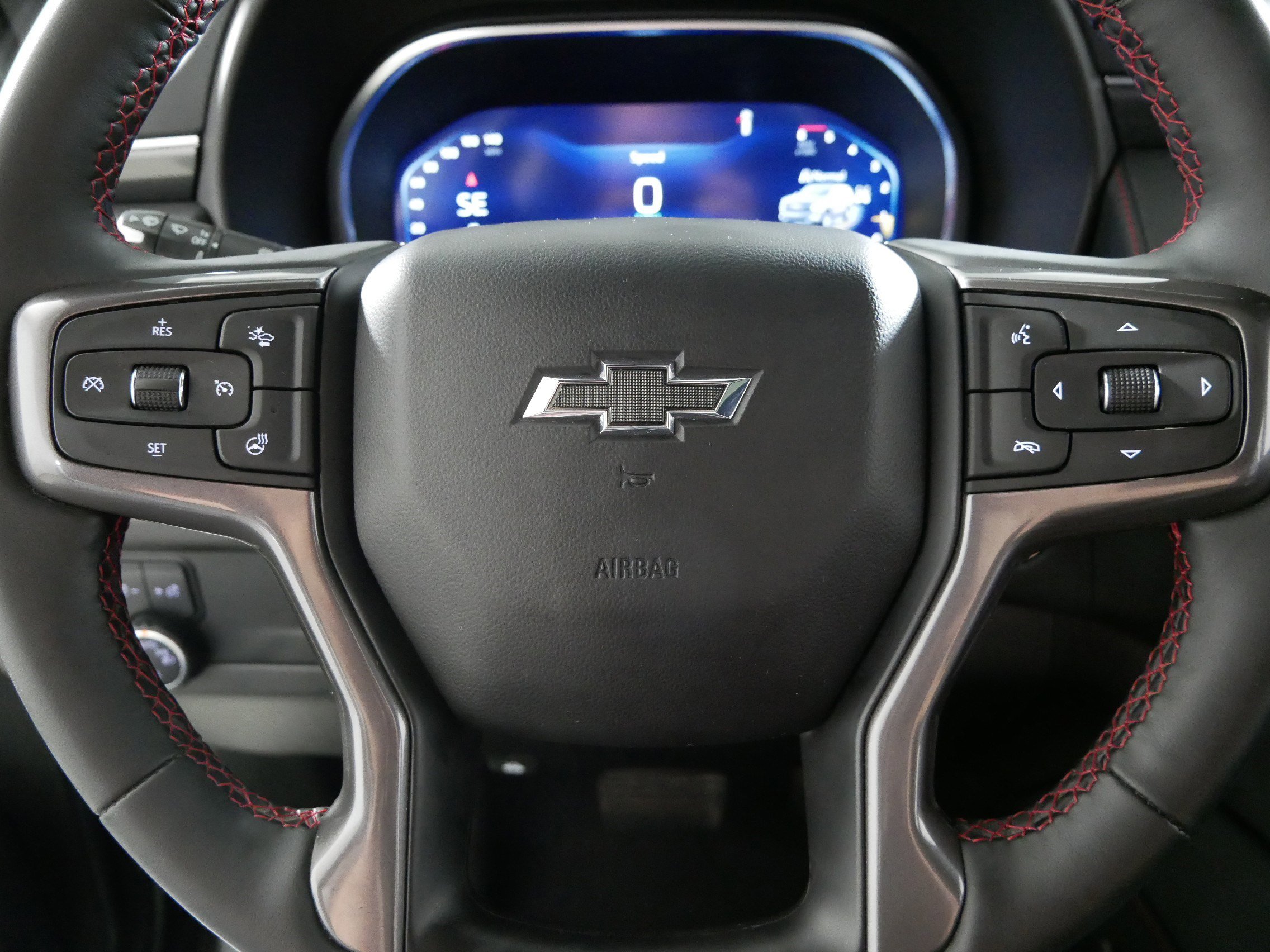 Used 2024 Chevrolet Suburban RST image 25