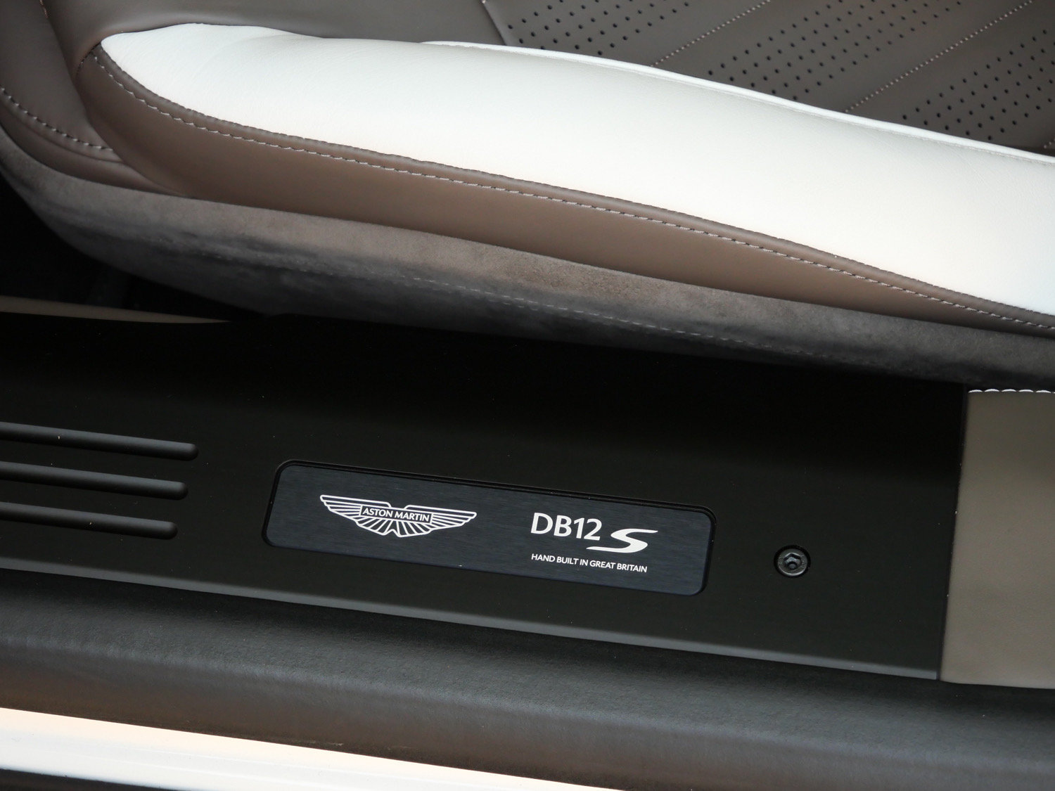 New 2026 Aston Martin DB12 Convertible RWD image 21