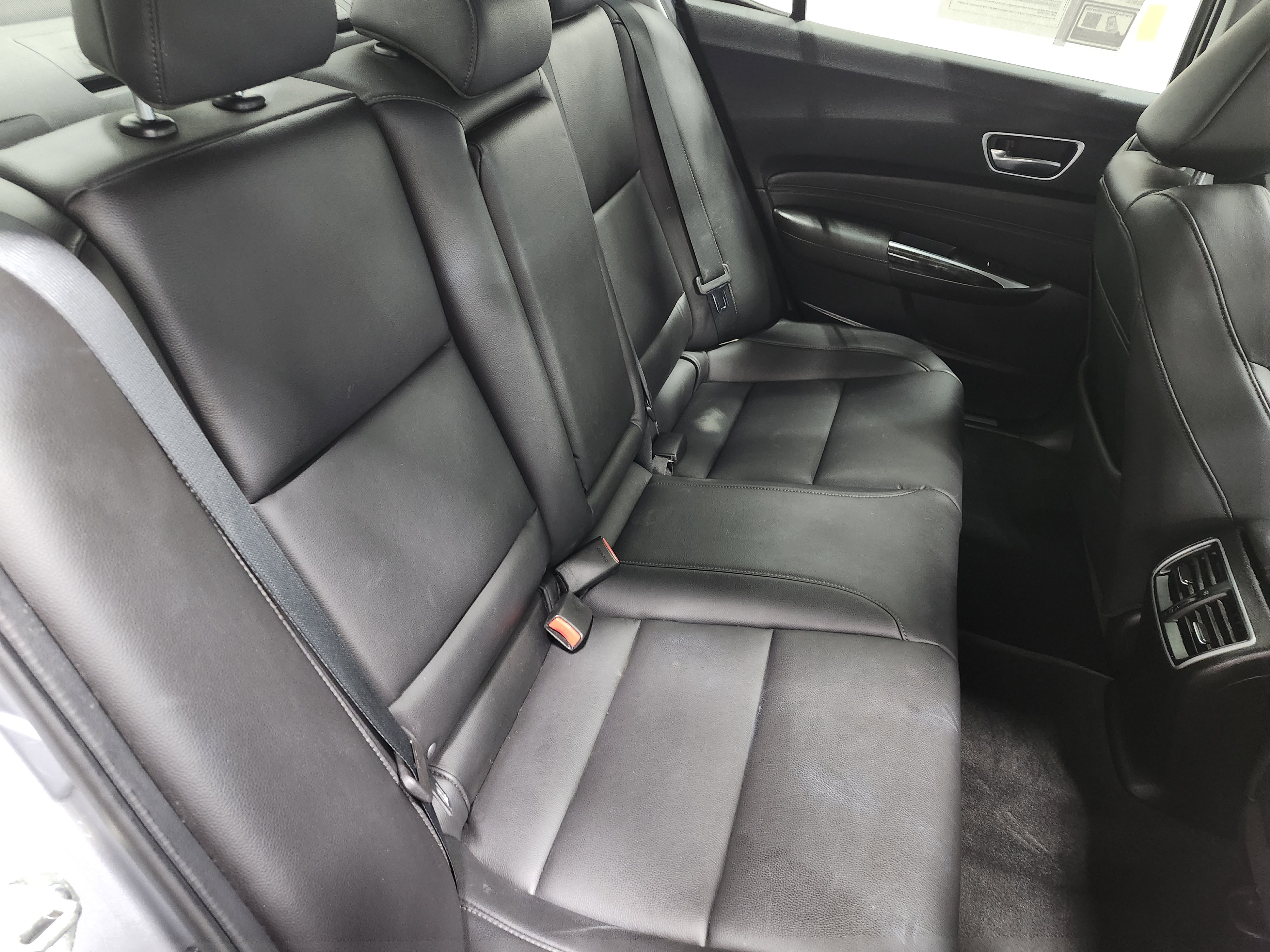 Used 2018 Acura TLX V6 image 21