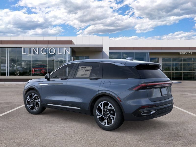 New 2026 Lincoln Nautilus Premier AWD/4WD image 4