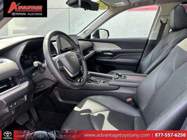 Certified 2024 Toyota Grand Highlander Platinum image 21