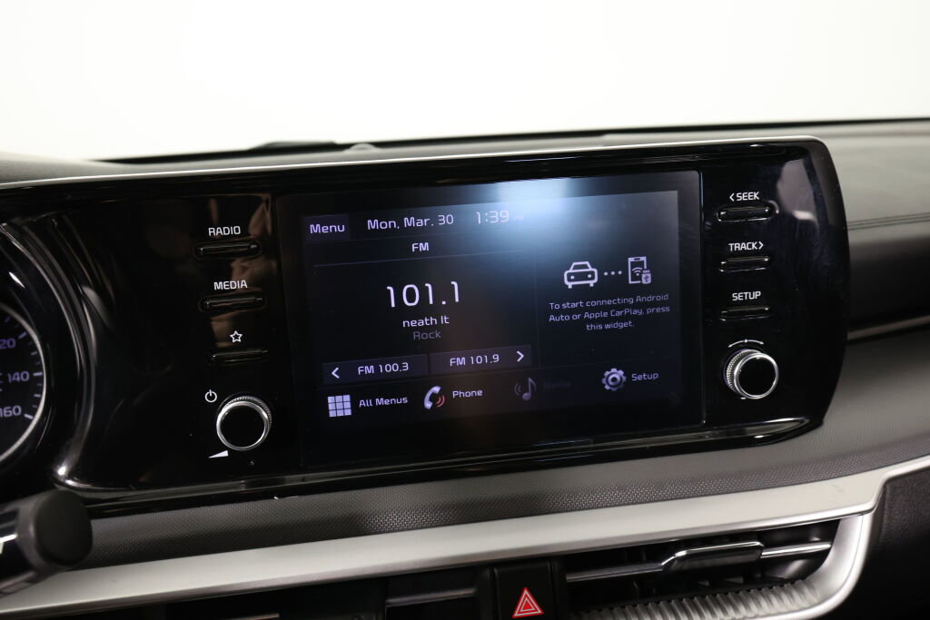 Used 2023 Kia K5 LXS FWD image 32