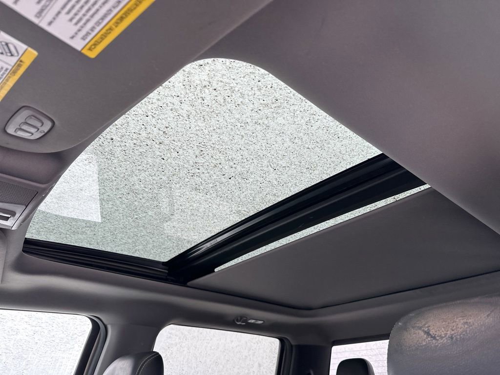 Used 2018 Ford F150 Lariat w/ Equipment Group 502A Luxury image 6