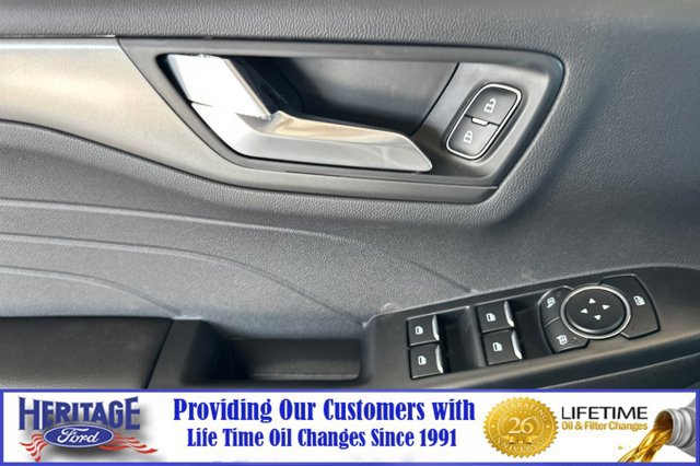 New 2025 Ford Escape SE w/ Class II Trailer Tow Package image 11